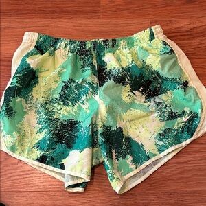 Nike Women's Abstract Green Athletic Shorts